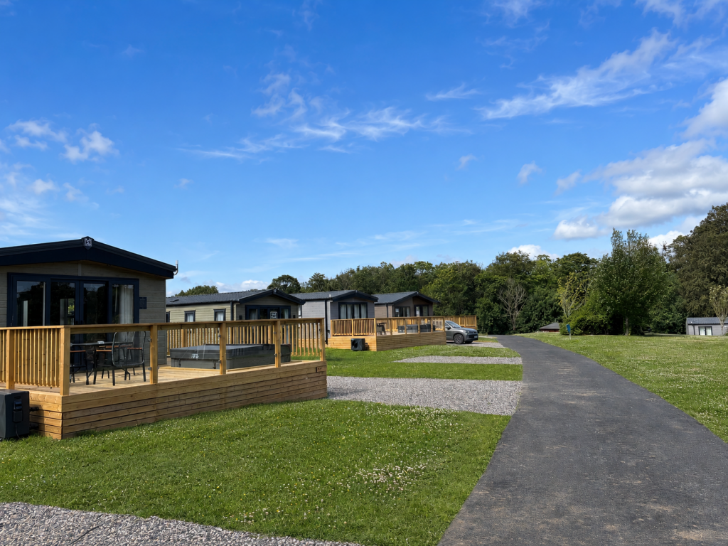 Kiplin Country Park – Best for Luxury Lodges, Hot Tubs & Wellness
